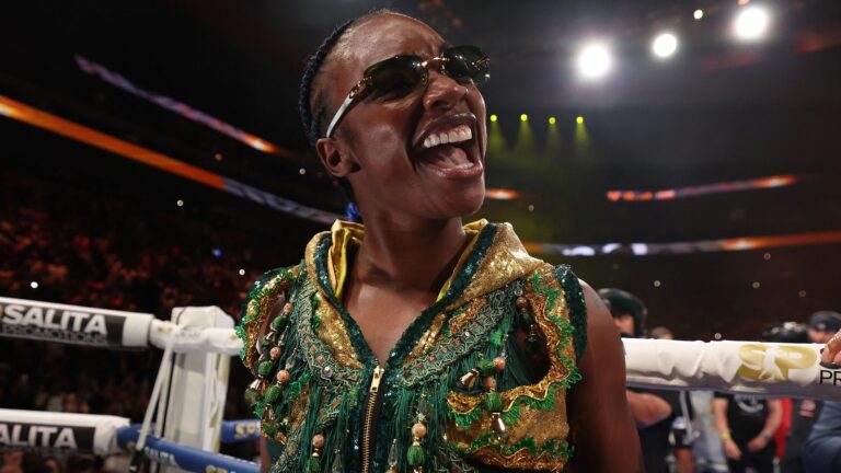 Claressa Shields steps up to challenge WBC heavyweight champion Vanessa Lepage-Joanisse in boxing return